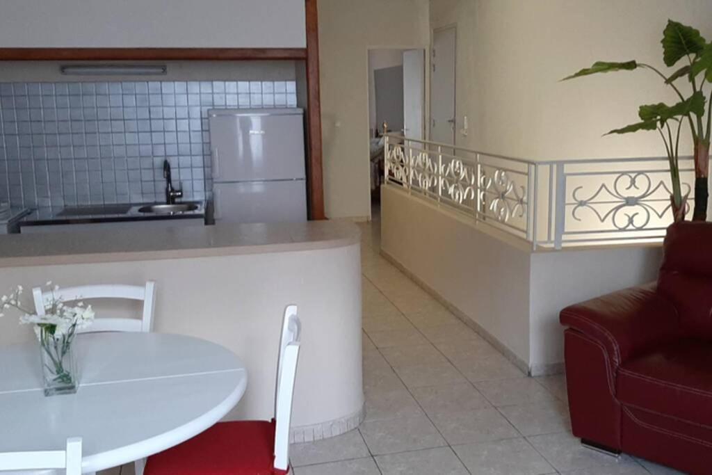 Maison De Village 60M2 Pratique Et Confortable La Palme Ngoại thất bức ảnh